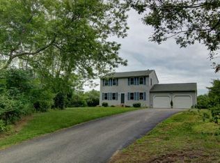 404 North Rd, South Kingstown, RI 02879