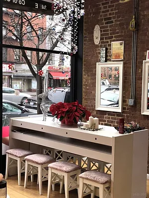 Rented by Corcoran | media 25