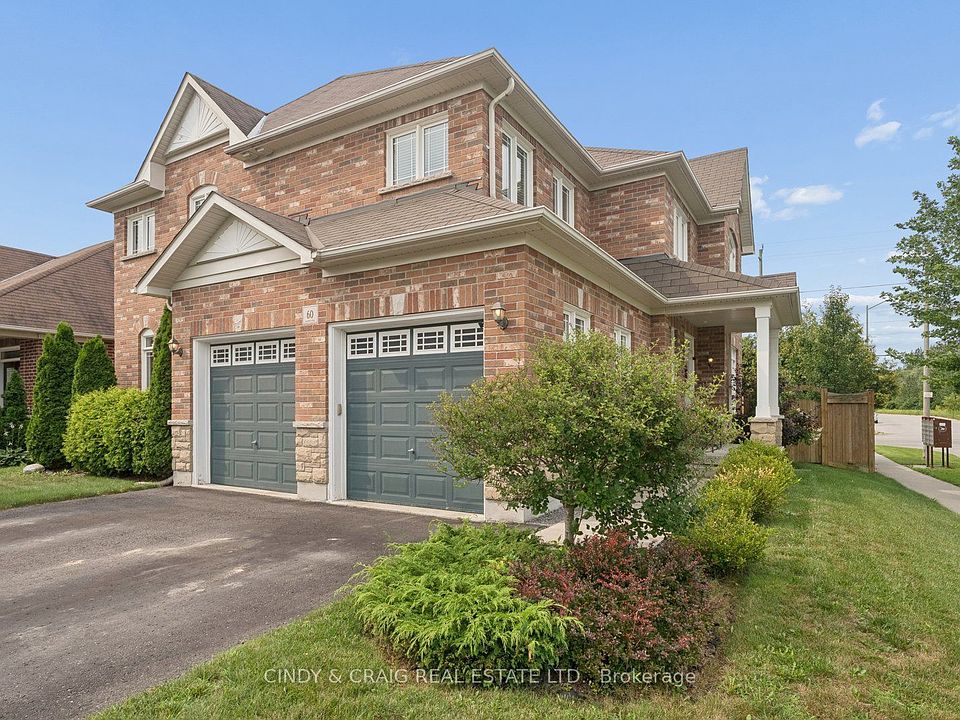 1st image of 60 Vivian Dr