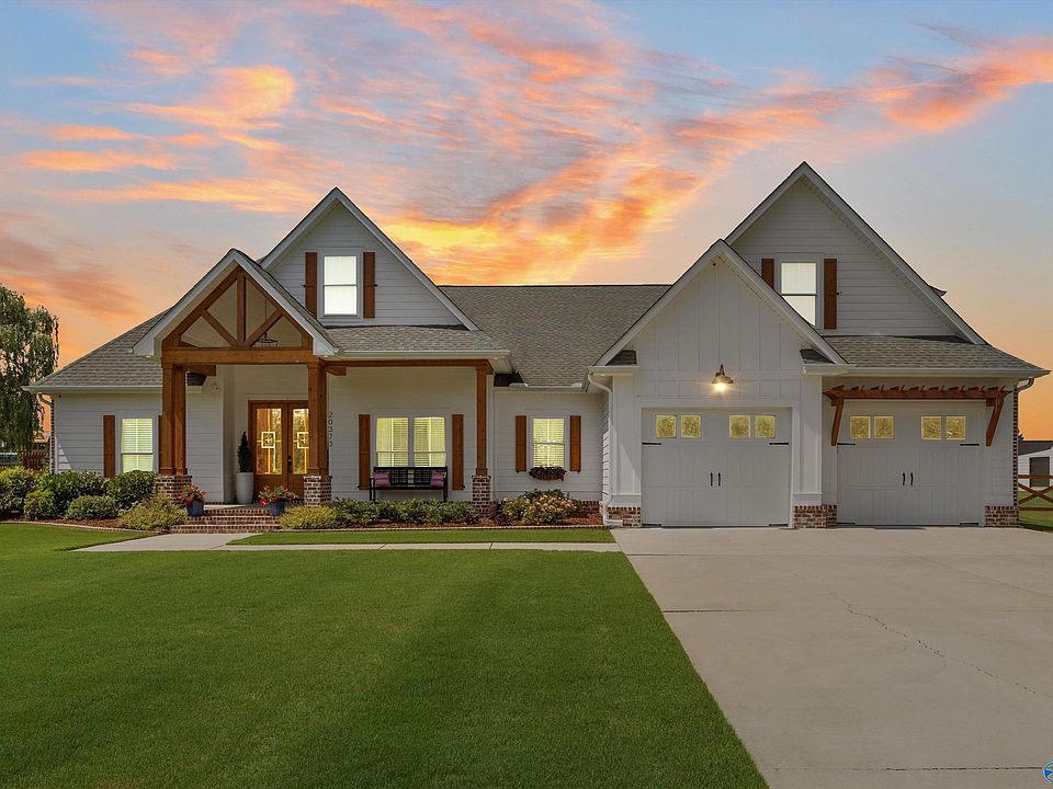 1st image of 20373 Edgewood Rd