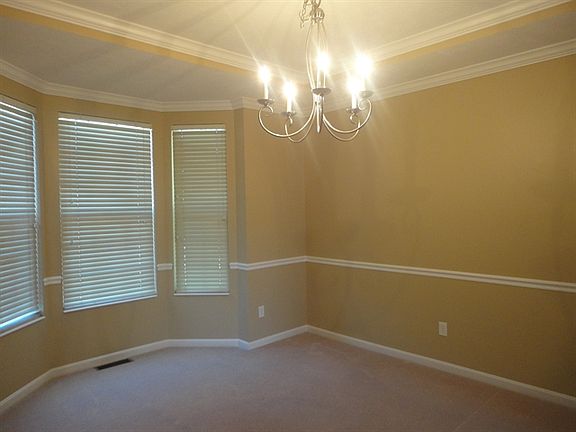 4th image of 4945 Chandler Xing
