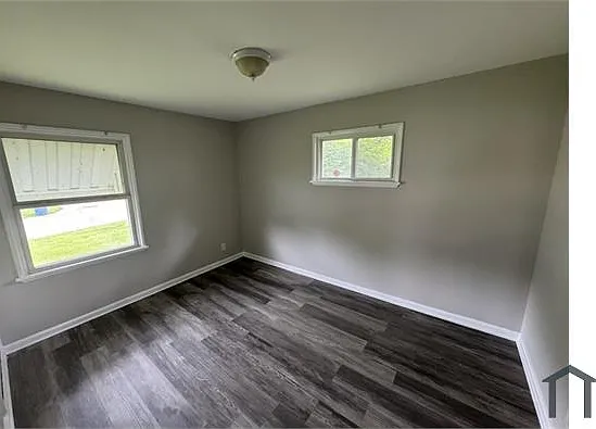 9840 Medford Dr — Photo 7