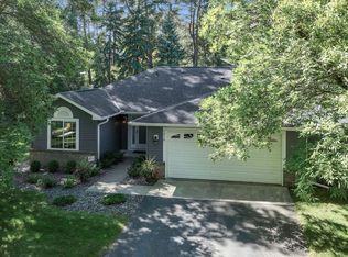 1218 Ravenswood Ct, Shoreview, MN 55126