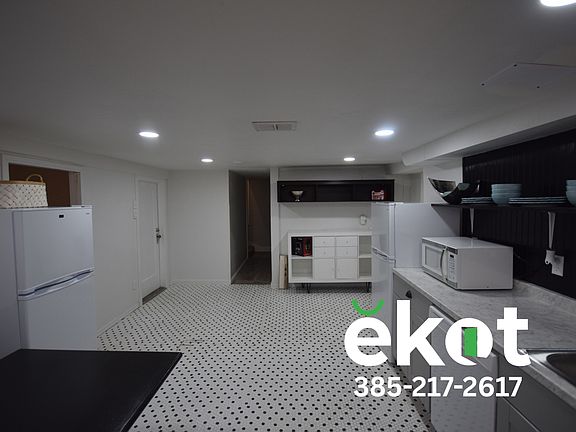 3rd image of 382 N Wall St Basement 3