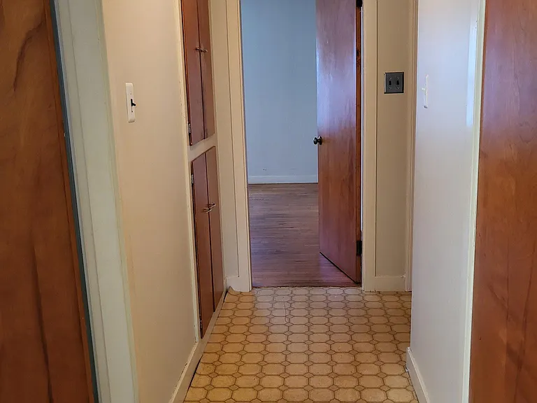 159 Walnut St #2 — Photo 2