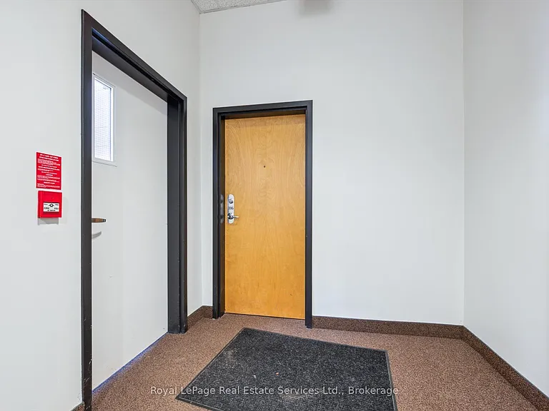459 Kerr St #106 — Photo 22