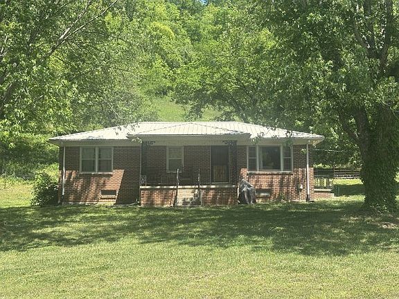 3rd image of 202 Maggart Rd