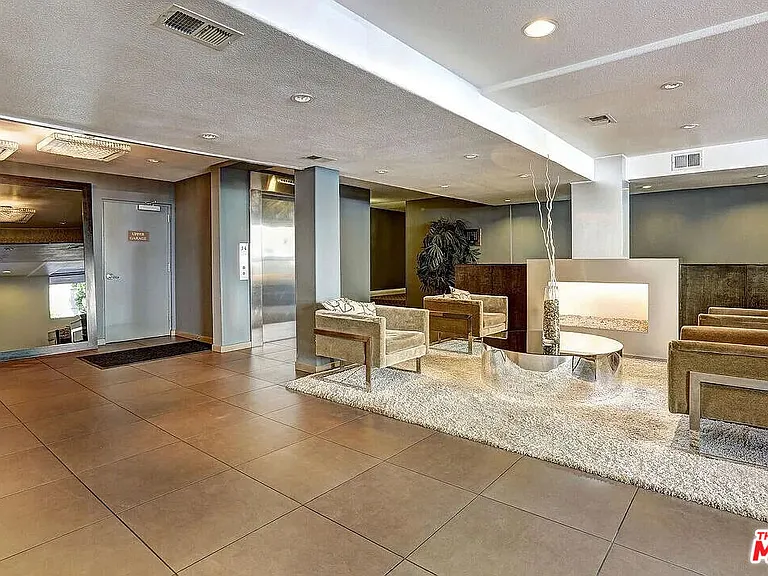 141 S Clark Dr #419 — Photo 10