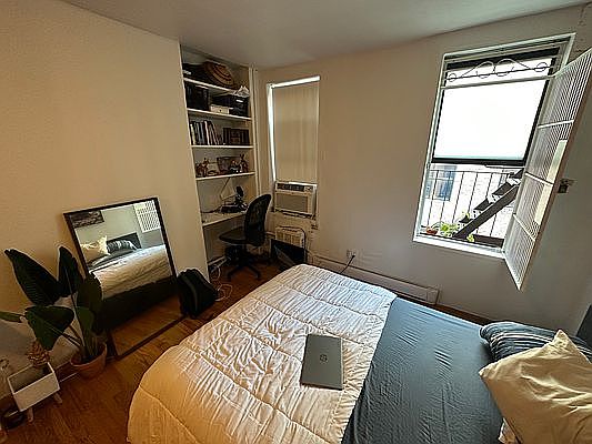 2nd image of 148 Orchard St APT 9