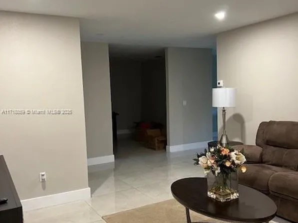 3009 SW 24th St, Miami, FL 33145