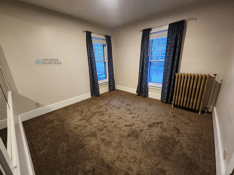 1414 N Lincoln St — Photo 6