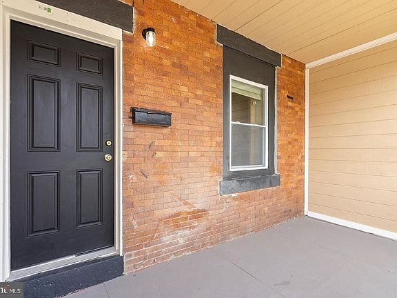 2nd image of 5704 Boyer St