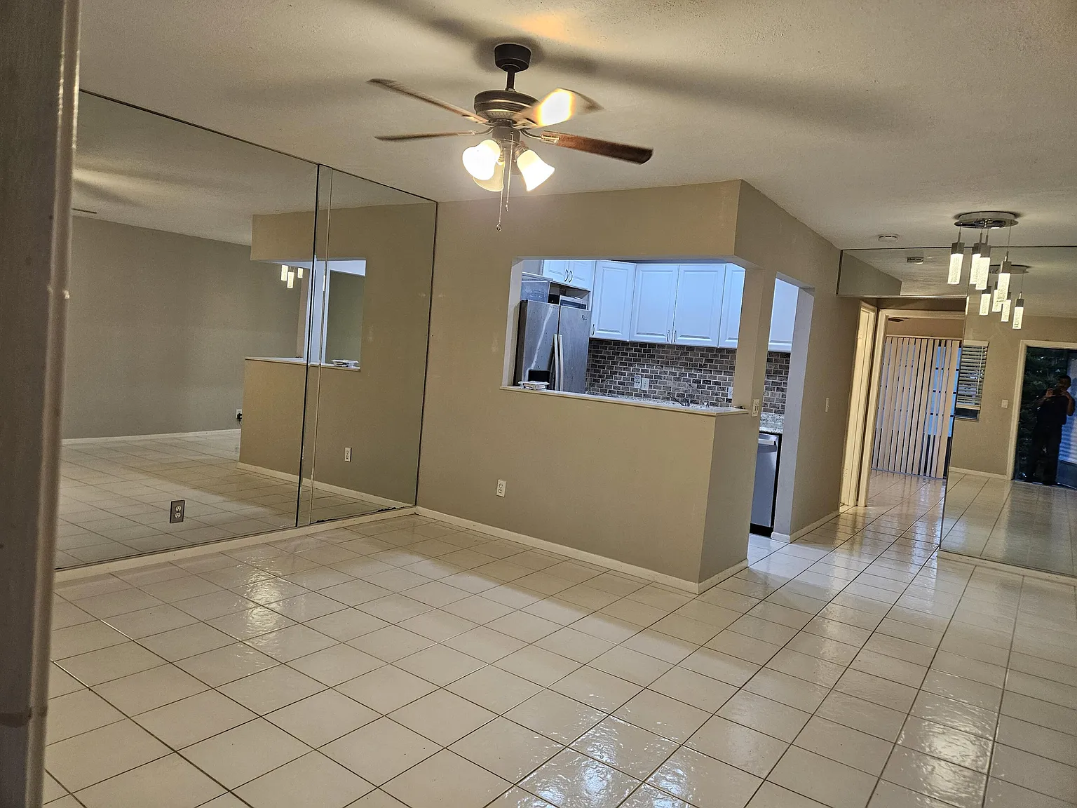 1 bed, 1.0 bath, 702 sqft, $1,300 — Photo 4