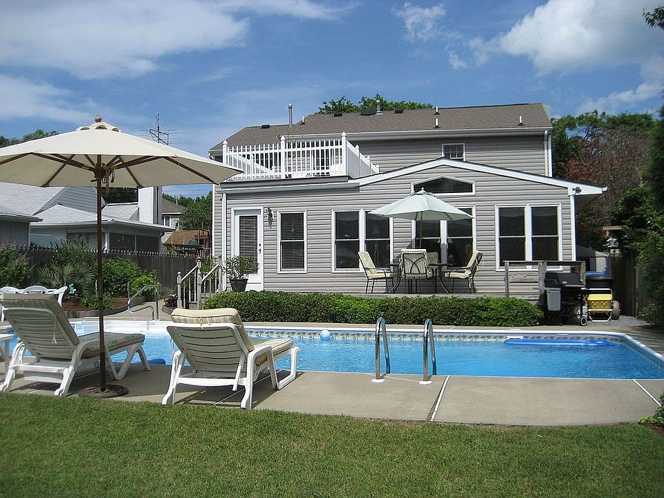 1st image of 5611 Meer St