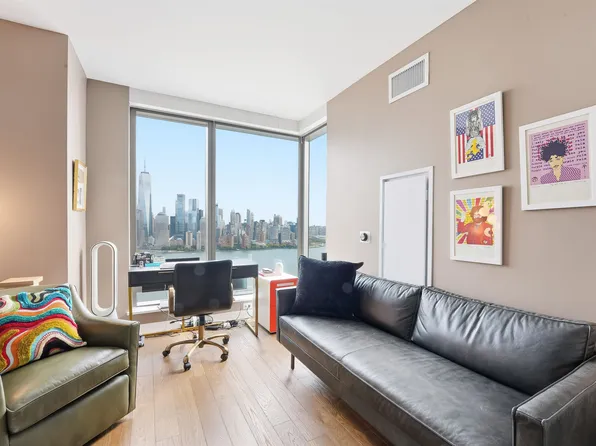 99 Hudson Street image 21 of 41