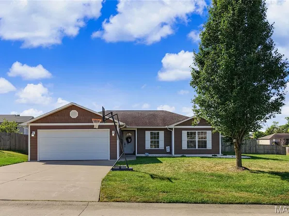 200 Silver Hawk Ln, Cape Girardeau, MO 63701