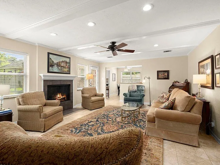 7615 Litchfield Ln — Photo 18