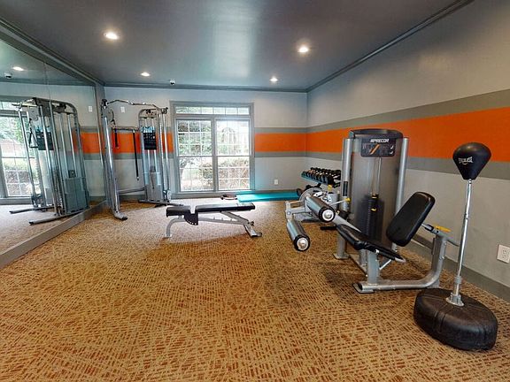4th image of 1523 Roswell Rd #321