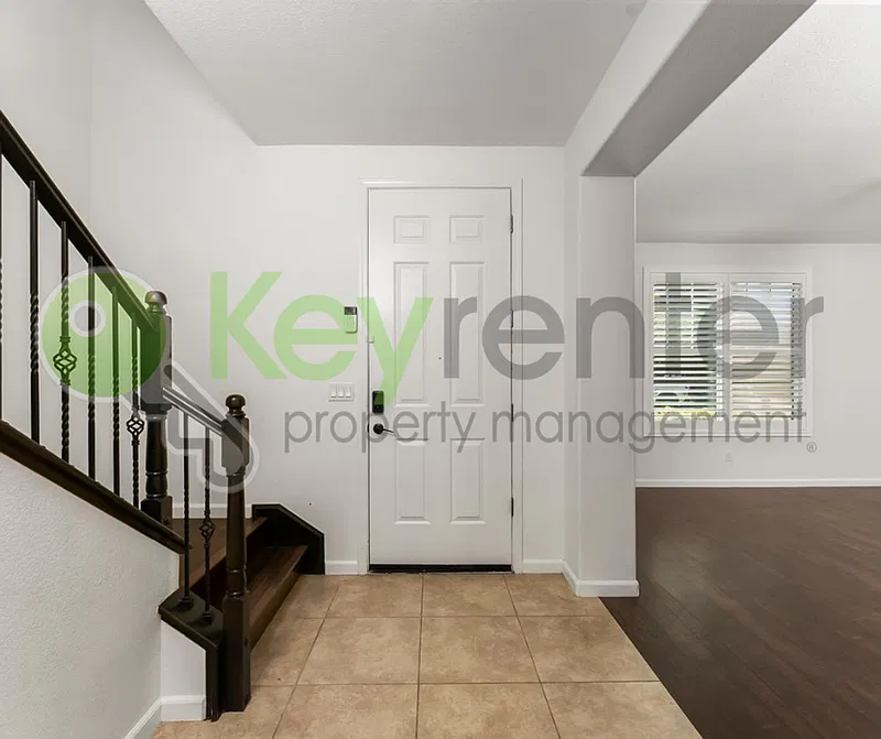 4 bed, 3.5 bath, 2984 sqft, $3,500 — Photo 3