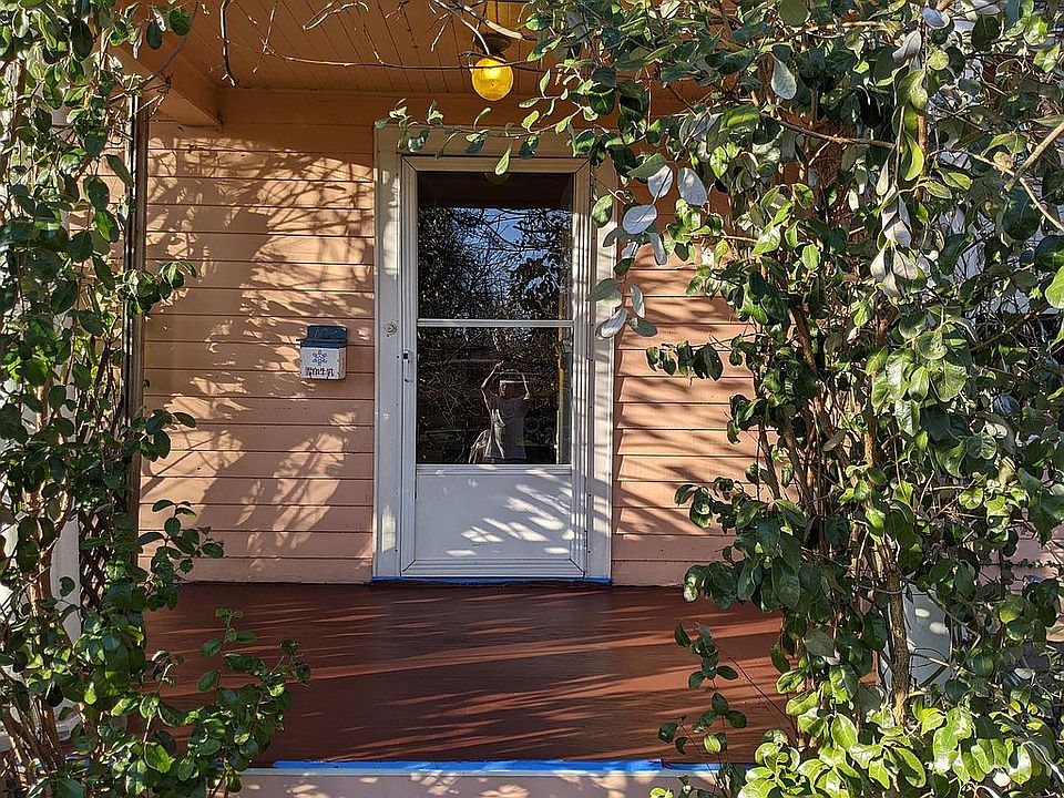 2nd image of 107 Thomason Ln