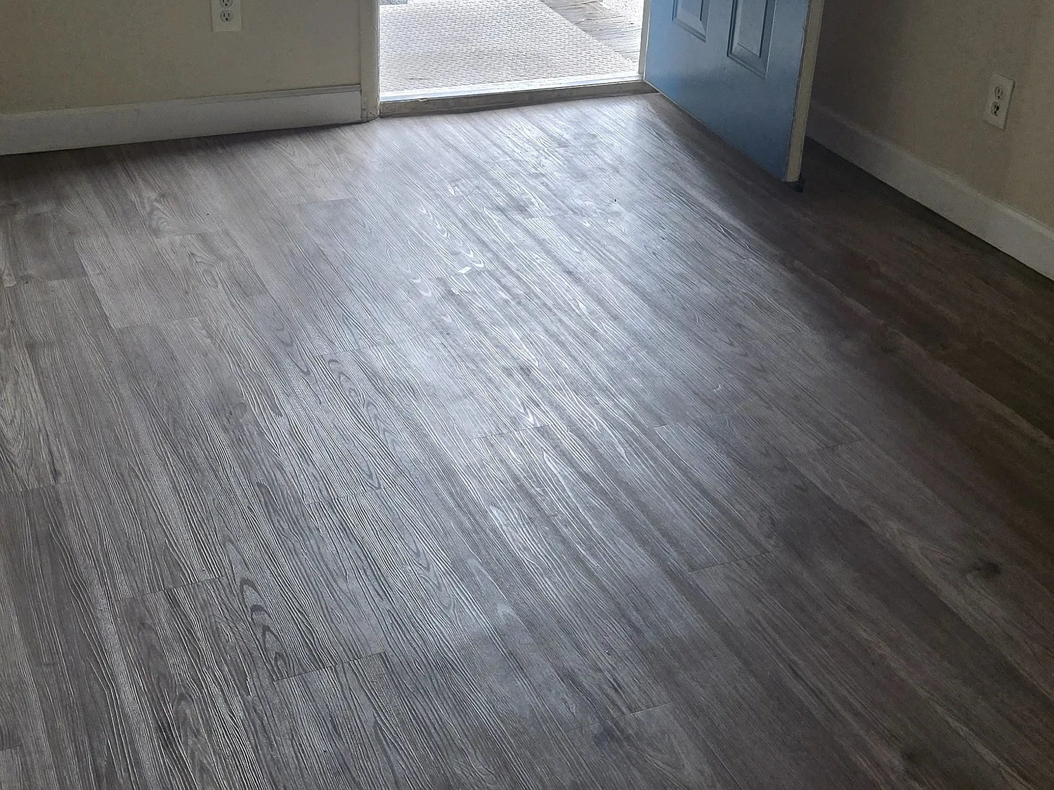2 bed, 800 sqft, $995 — Photo 2