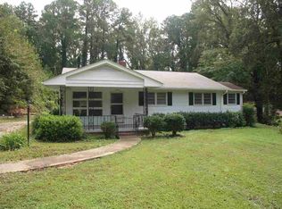 371 E Shore Dr, Spartanburg, SC 29302