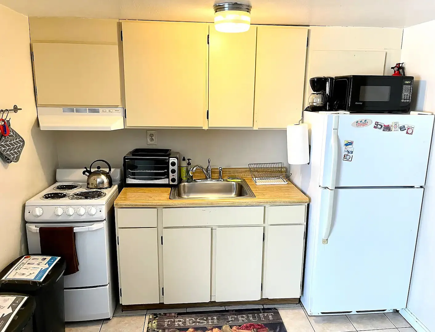 Stylish Studio in San Francisco, Parking, Sunny, WFH or Commute — Photo 2