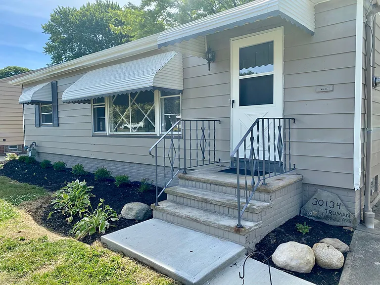 30134 Truman Ave — Photo 3