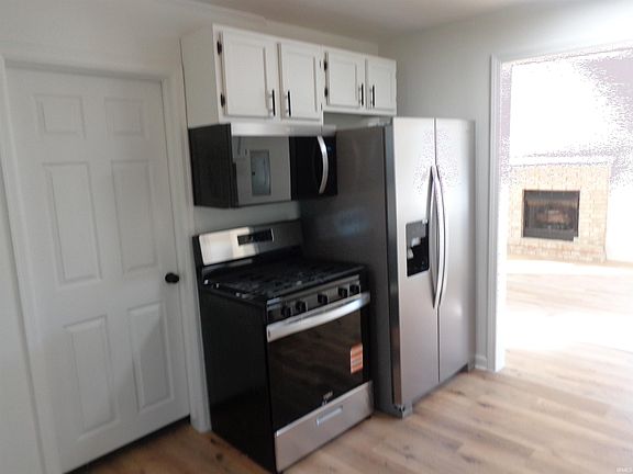 5th image of 2820 Chestnut St