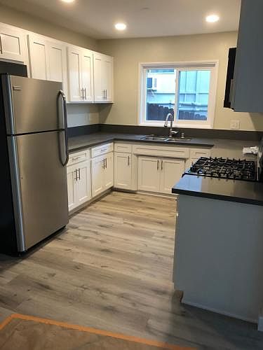1st image of 11622 Gorham Ave APT 8