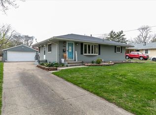 5000 Lyndale Dr, Des Moines, IA 50310