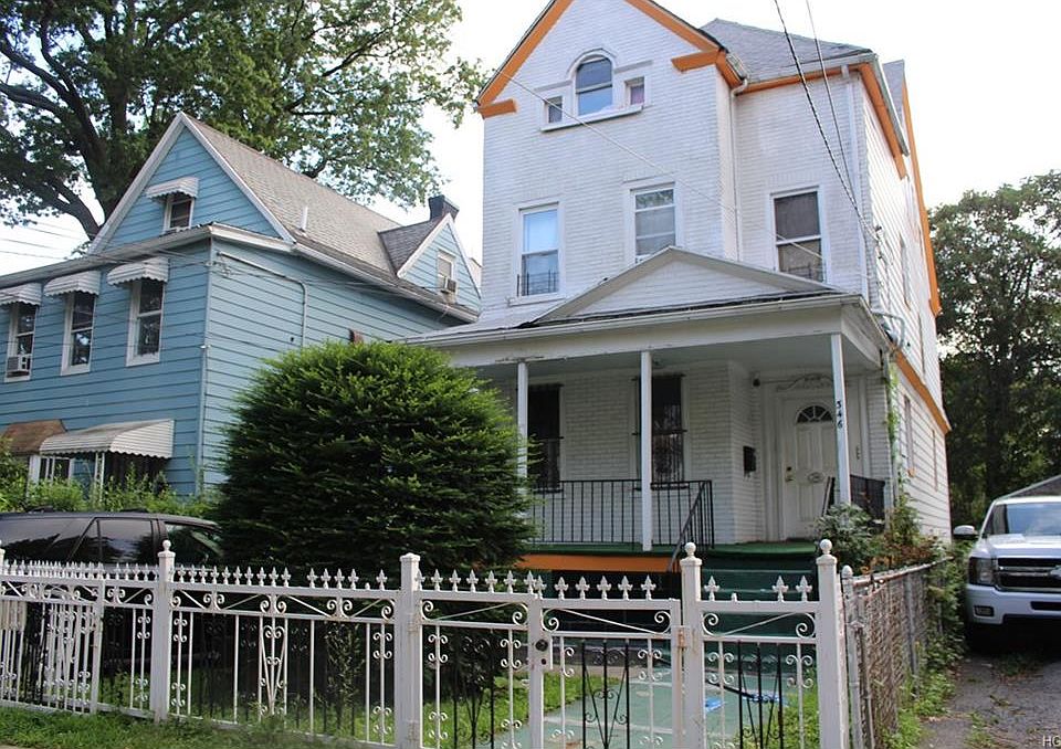 1st image of 346 S 6th Ave
