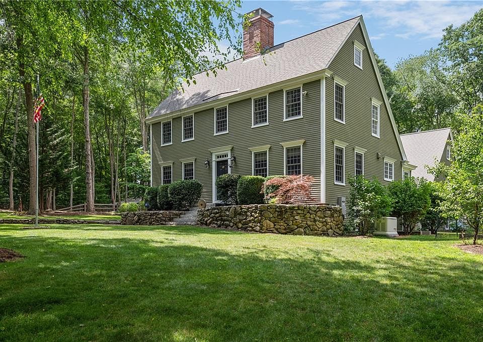 25 Old Sayles Hill Rd, North Smithfield, RI 02896 | Zillow