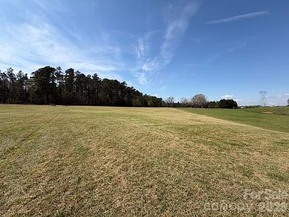 2nd image of 58 Lambs Grill Rd
