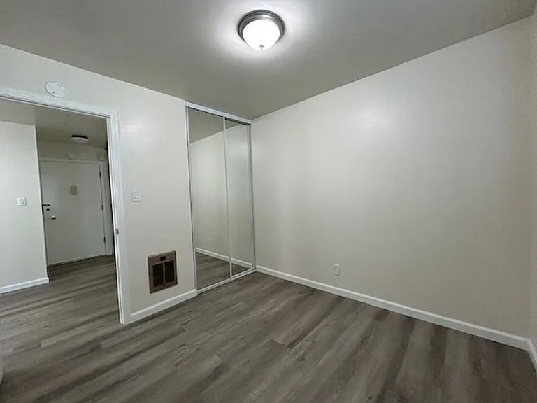 2024 Vine St #1A — Photo 10
