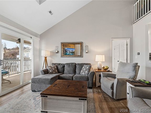 2nd image of 4800 Eagleview Dr Unit 344