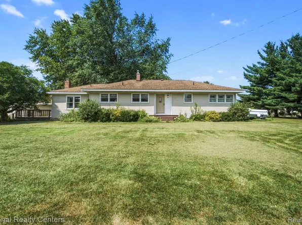6679 Old Haggerty Rd, Canton, MI 48187