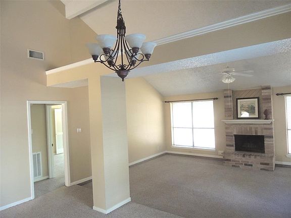 3rd image of 11118 Winspring Dr