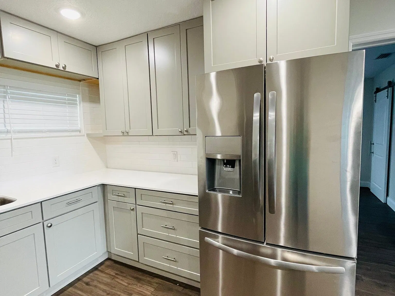 2 bed, 860 sqft, $2,150 — Photo 3