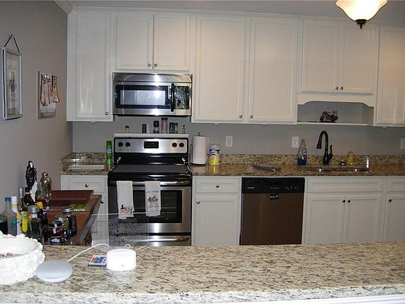 5th image of 108 Millers Ln