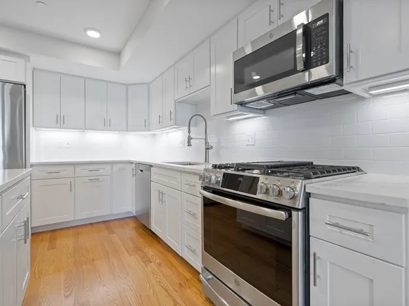 6 Macdonald Ter #D, Scituate, MA 02066