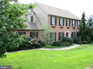 3330 Poses Pl, York, PA 17406