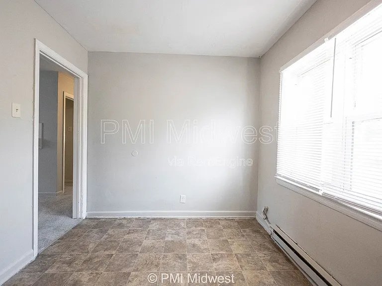 3725 N Sherman Dr #7 — Photo 6