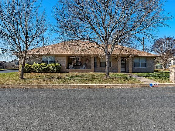2nd image of 101 Edgewood Dr