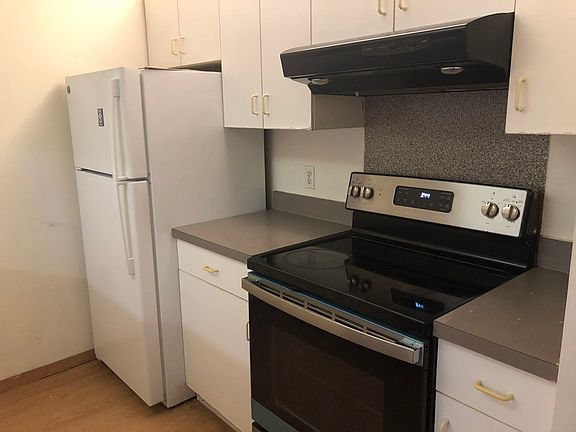 4th image of 100 W Squantum St APT 106