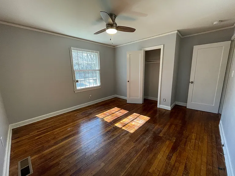 963 Astor Ave SW — Photo 5