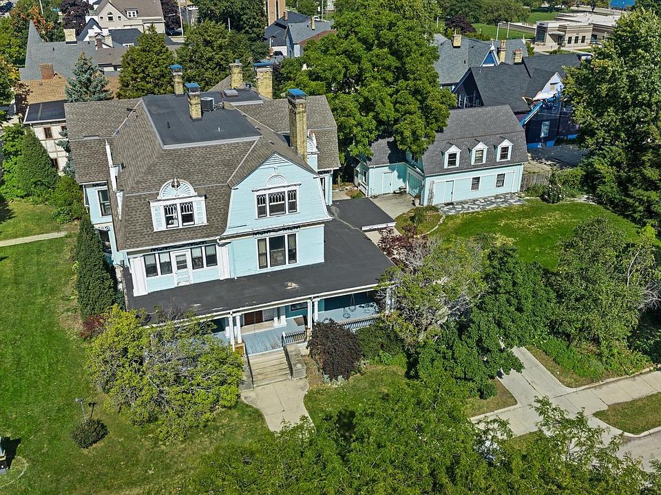 1st image of 116 10th STREET