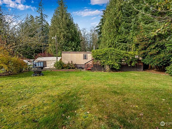 4th image of 1716 Hemlock Drive