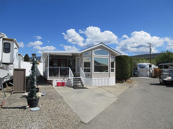 2nd image of 415 Commonwealth Rd #140