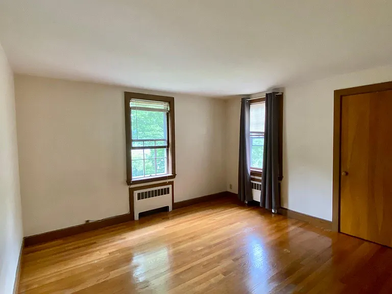 62 Washington St — Photo 7